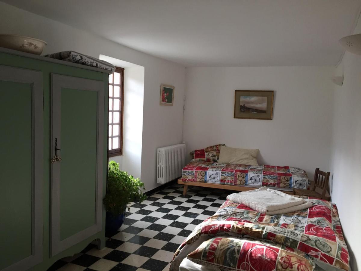 Serre Des Ormes - Cycling, Walking & Running Retreat Salerans Esterno foto