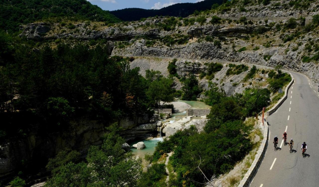 Serre Des Ormes - Cycling, Walking & Running Retreat Salerans Esterno foto